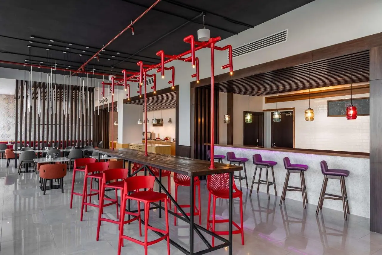 Park Inn By Radisson Jeddah Madinah Road 4*,